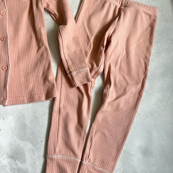 Petit Clair pc basic sz 4-6 girls light pink two piece pajama - Picture 5 of 6